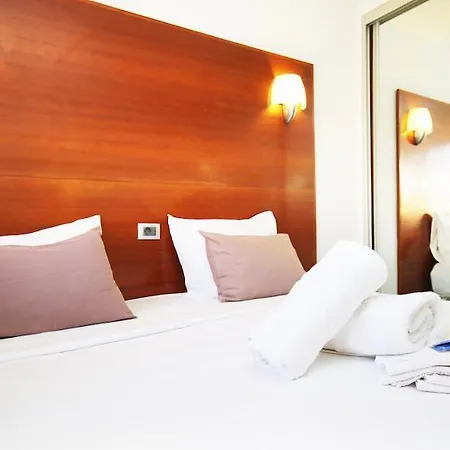 Resort Club Torso Gay Men Only 4*