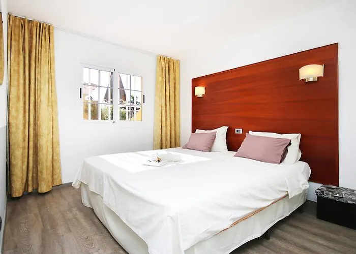 Ośrodek wypoczynkowy Club Torso Gay Men Only 4*