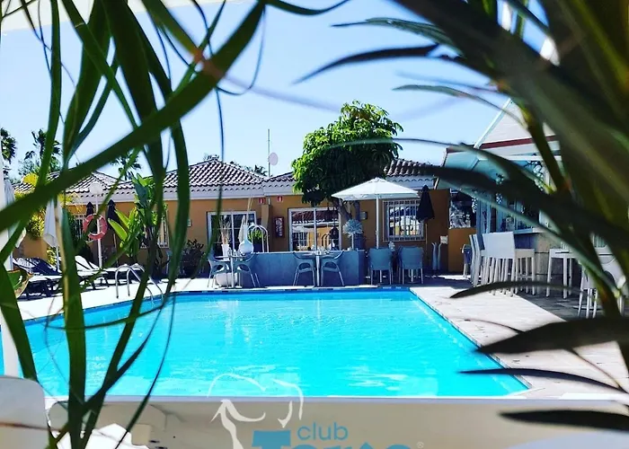 Club Torso Gay Men Only 4*